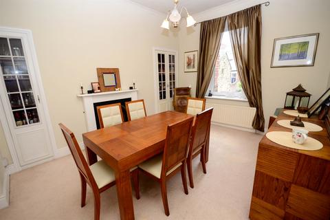 3 bedroom terraced house for sale, Durham Road, Low Fell