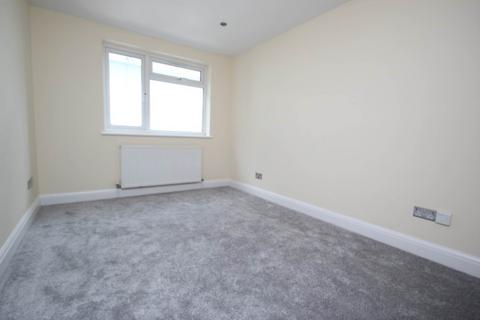 2 bedroom flat for sale, High Street, Southend On Sea