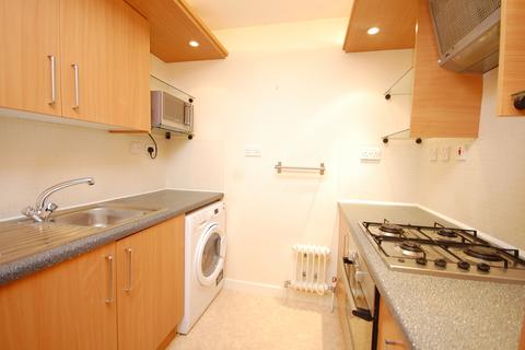 2 bedroom flat to rent, 239 Long Lane London Bridge SE1