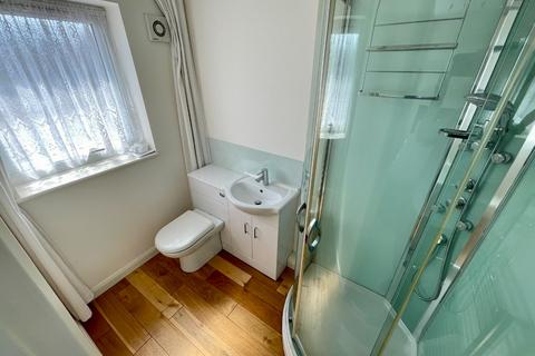 111 Buckingham Drive, Luton, LU2 9RB