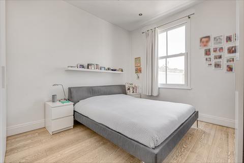 3 bedroom maisonette to rent, Fulham Road, London