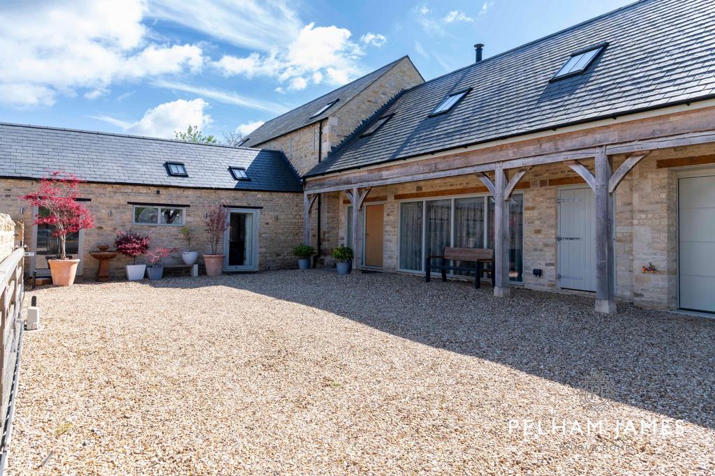 Driveway, Lime Grange Barns, Harringworth