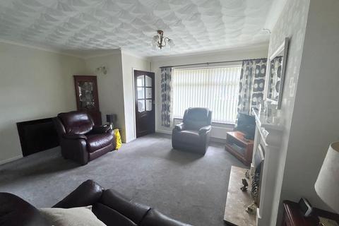 2 bedroom semi-detached house to rent, Belvedere Road, Ashton-in-Makerfield, Wigan, WN4 8RX