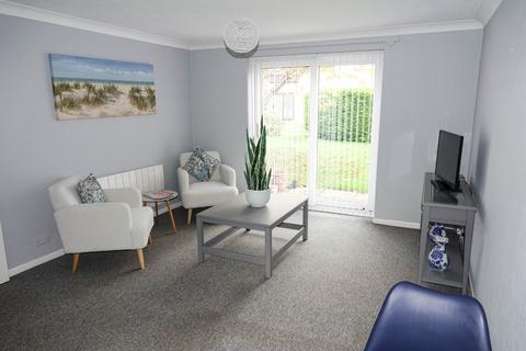 2 bedroom ground floor flat for sale, Trotyn Croft, Aldwick Felds