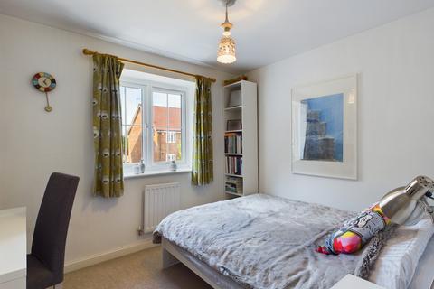 4 bedroom end of terrace house for sale, Midgham Close, Basingstoke, RG24