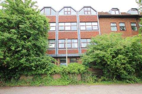 1 bedroom ground floor flat to rent, Market Place, Wokingham, RG40