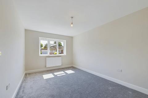 32 Cambria Close, Sidcup, DA15 8BW