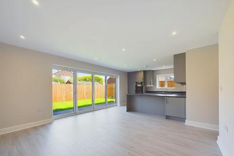 32 Cambria Close, Sidcup, DA15 8BW