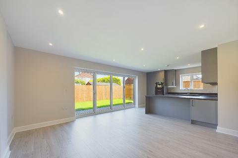 32 Cambria Close, Sidcup, DA15 8BW