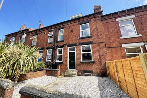 2 bedroom house to rent, Argie Terrace, Burley, Leeds, LS4