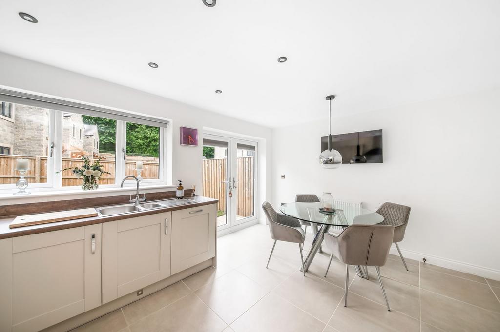 Open plan dining kitchen