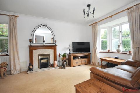 4 bedroom detached house for sale, Mill Stream Place, Tonbridge, Kent