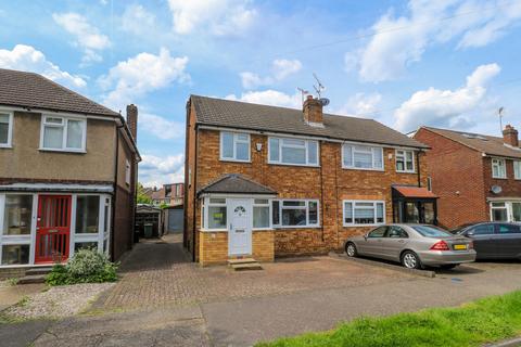 3 bedroom semi-detached house for sale, Dudley Avenue, EN8