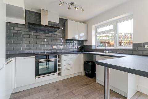 26 Dudley Avenue, Waltham Cross, EN8 8RR