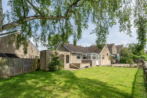 4 bedroom detached bungalow for sale, St. Johns Road, Tackley, OX5