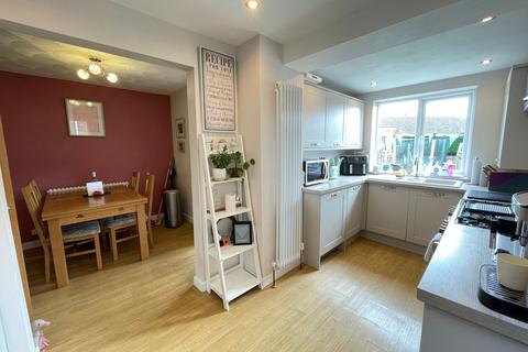 51 Helliwell Lane, Deepcar, Sheffield, S36 2NH