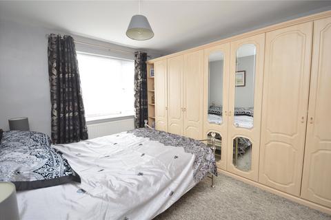 3 bedroom terraced house for sale, Grovehall Road, Leeds, West Yorkshire