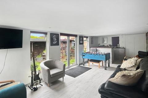 29 Bellfield Avenue, Brightlingsea, Colchester, CO7 0NT