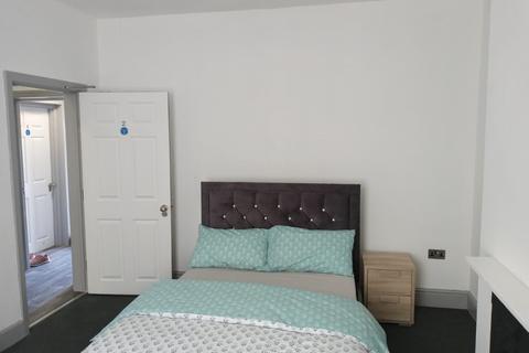 9 bedroom terraced house to rent, City Centre Rooms Available December - Pierpoint Street