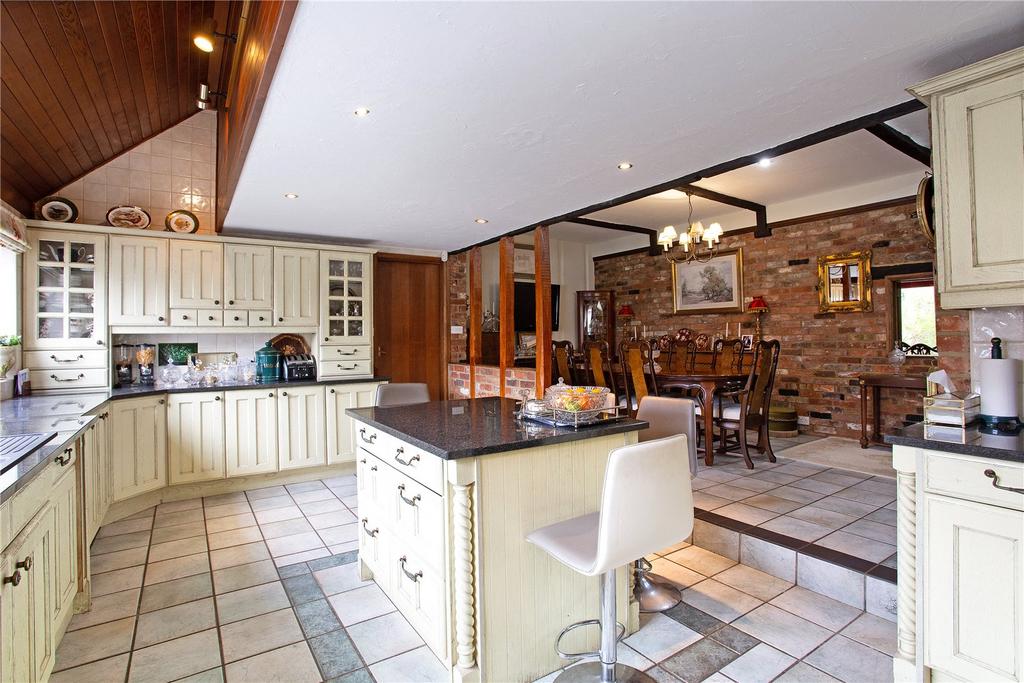 Kitchen/Breakfast