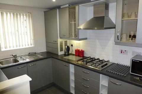 2 bedroom apartment to rent, Ellerman Road, Liverpool L3