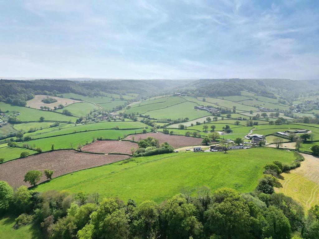 Higher Waddden Farm