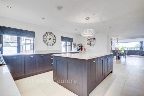 5 bedroom detached house for sale, High Road, North Weald, Epping, Essex
