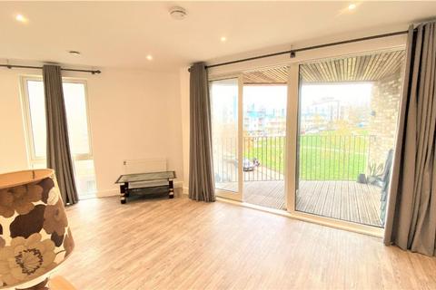 2 bedroom apartment for sale, London NW10