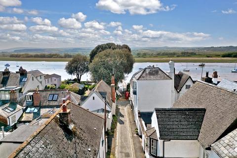 3 Higher Shapter Street, Topsham, Exeter, EX3 0AW