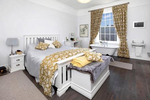 3 Higher Shapter Street, Topsham, Exeter, EX3 0AW