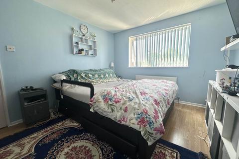3 bedroom terraced house for sale, Bromley Gardens, Dunstable LU5