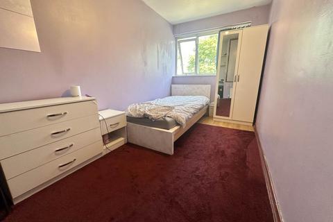 83 Bromley Gardens, Houghton Regis, Dunstable, LU5 5RJ