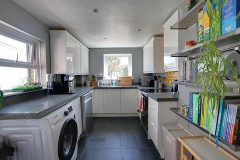 27 Beech Road, Southampton, SO15 8RJ