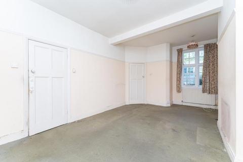 48 Holyoake Walk, London, W5 1QJ