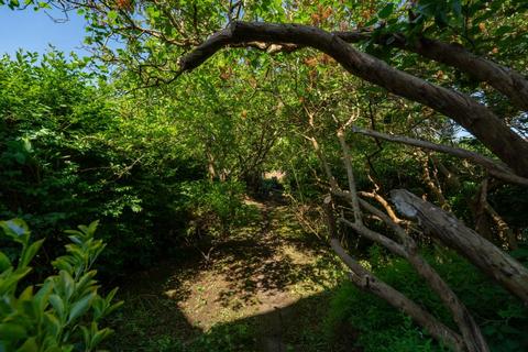 48 Holyoake Walk, London, W5 1QJ