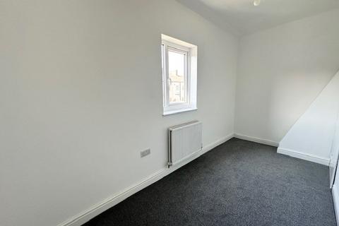 3 bedroom end of terrace house to rent, Higginson Street, Leigh, Greater Manchester, WN7