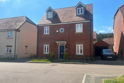 5 bedroom detached house to rent, Temple Crescent, Oxley Park