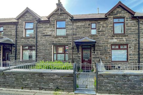 2 bedroom terraced house for sale, Park Square, Blaenau Ffestiniog, Gwynedd, LL41