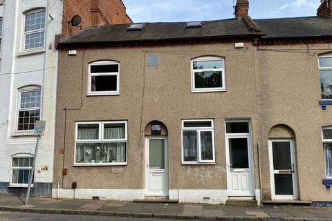 2 bedroom flat for sale, Bailiff Street, The Mounts, Northampton NN1 3EA