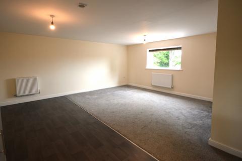 2 bedroom flat to rent, Presfield Court, Kensington Street, M45 6FH