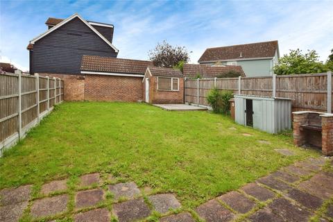 4 bedroom semi-detached house for sale, Dunlin Close, South Woodham Ferrers, Chelmsford, Essex, CM3