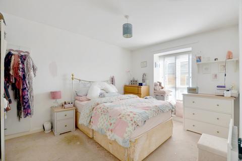 3 bedroom house for sale, at Discovery Street, Aylesbury, Aylesbury HP18