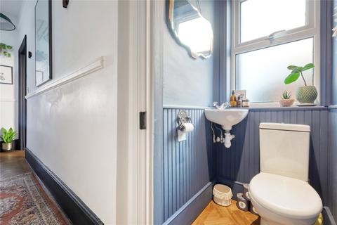 24 Avenue Road, Westcliff-on-sea, SS0 7PW