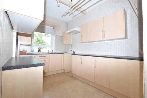 4 bedroom terraced house for sale, Charlestown Road, Glossop, Derbyshire, SK13