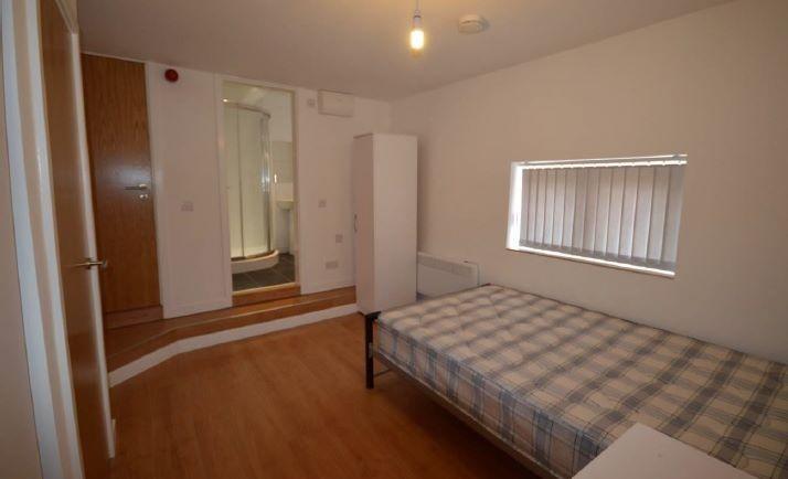 Flat 7