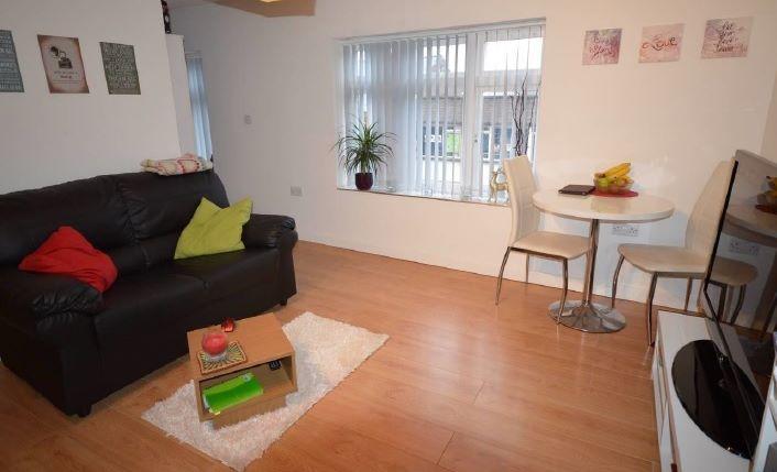 Flat 8