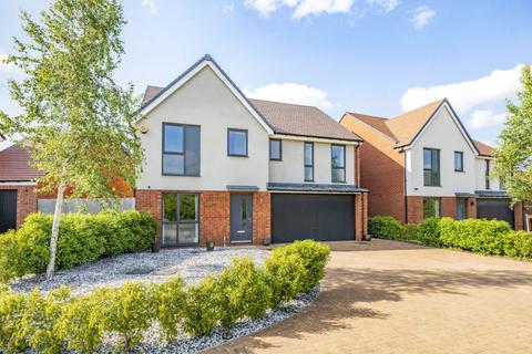 5 bedroom detached house for sale, Hepher Close, Wootton, Bedford