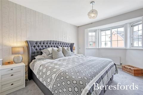 27 Cromwell Road, Flitch Green, Dunmow, CM6 3GE