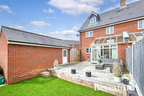 27 Cromwell Road, Flitch Green, Dunmow, CM6 3GE