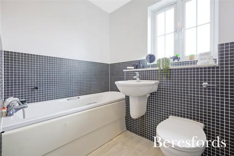27 Cromwell Road, Flitch Green, Dunmow, CM6 3GE